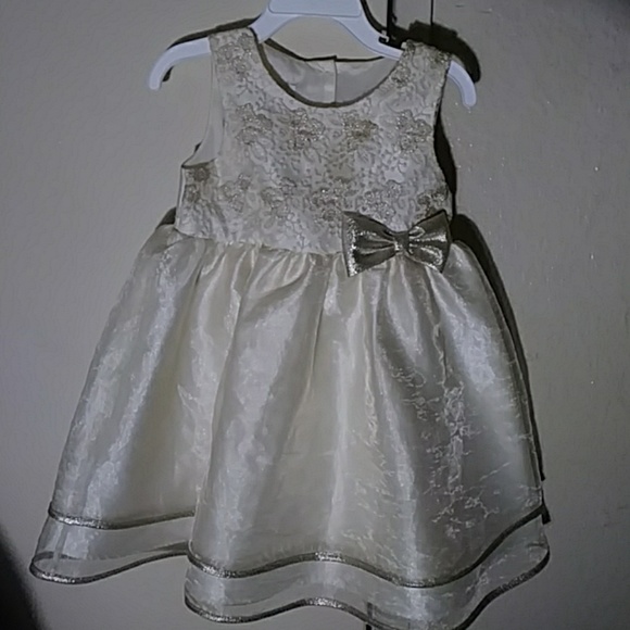 Beautiful holiday girl dress - Picture 1 of 5